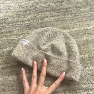 Beige binnie for winter